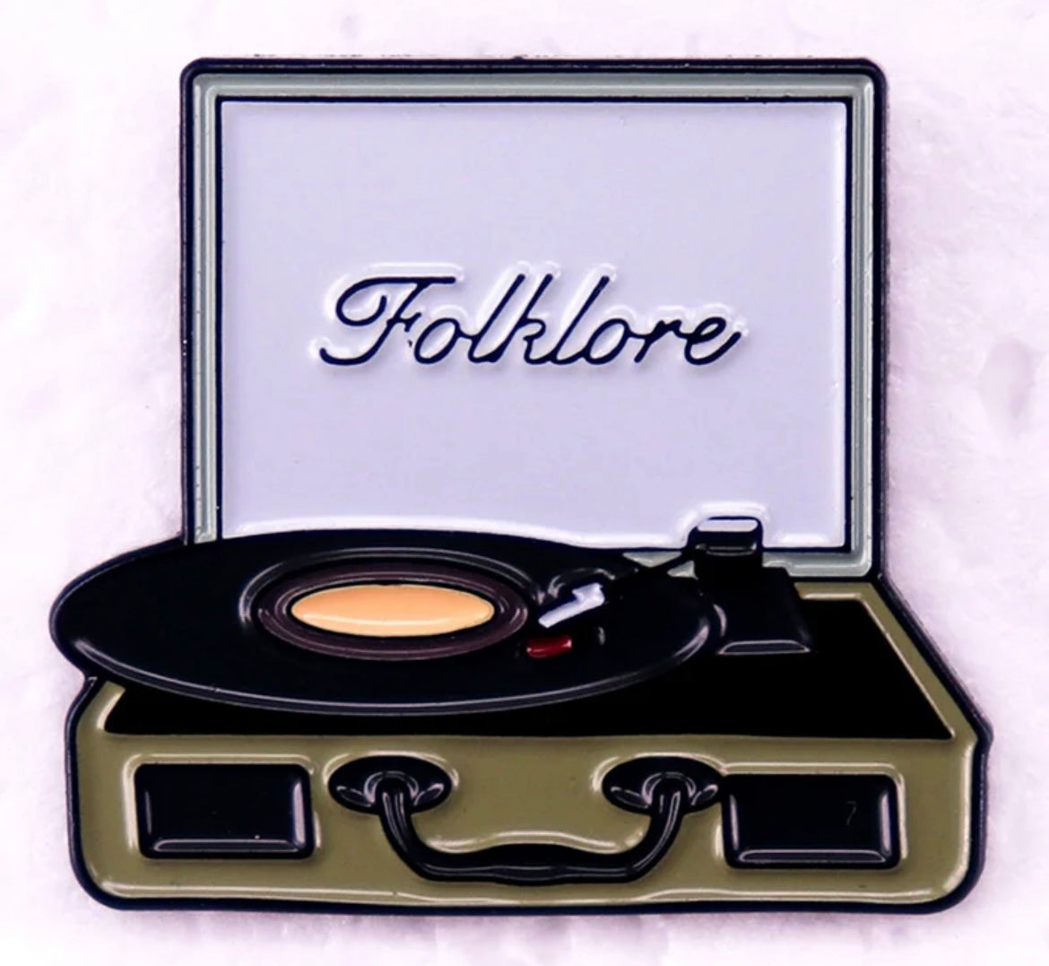 Taylor folklore Broş