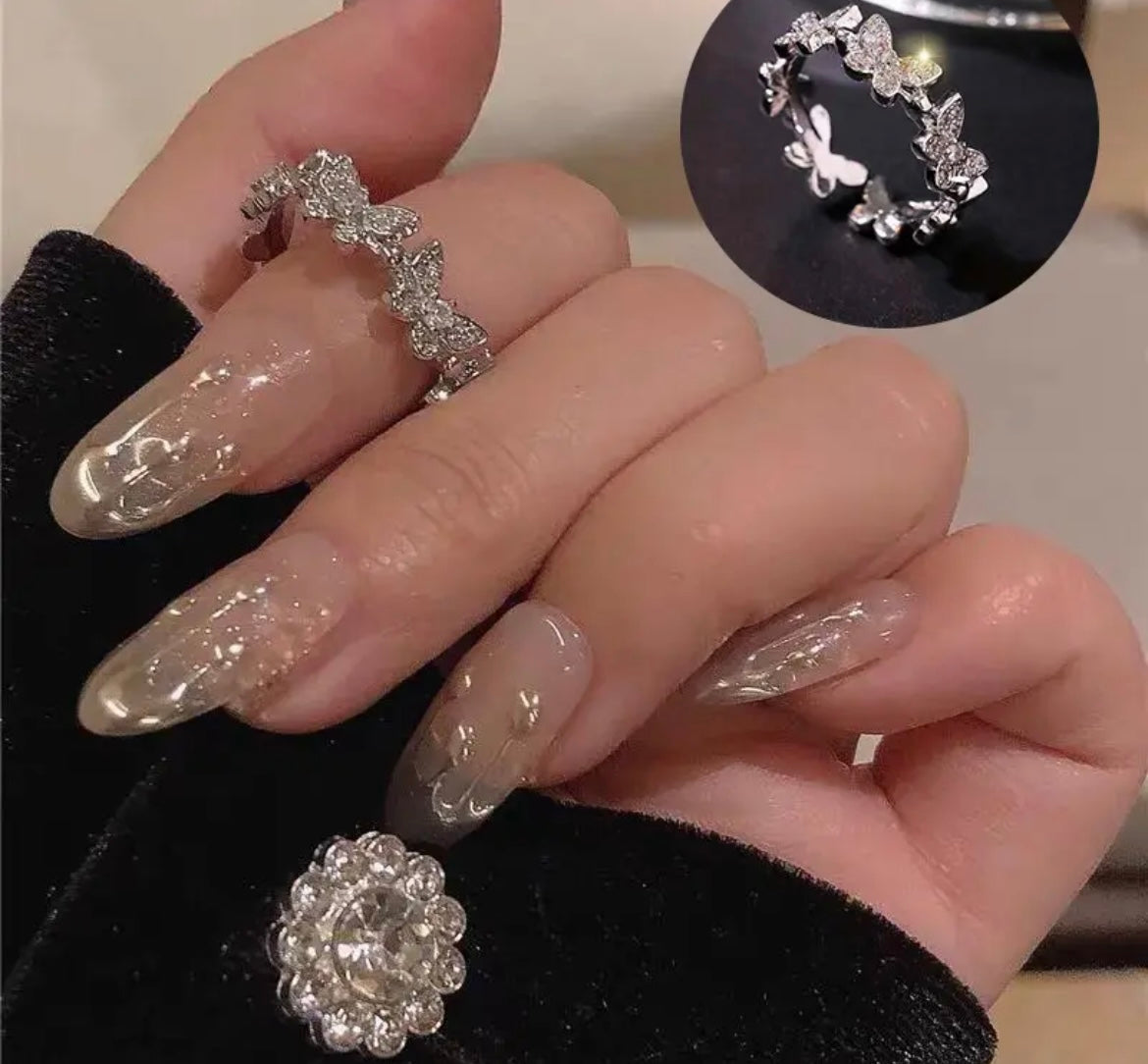 Gümüş Kelebek Yüzük