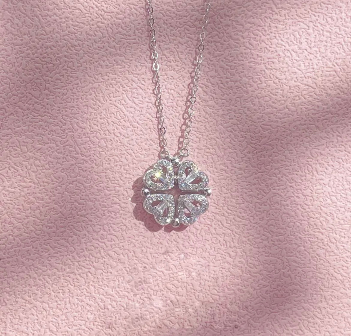 Yonca Kolye Gümüş Altın