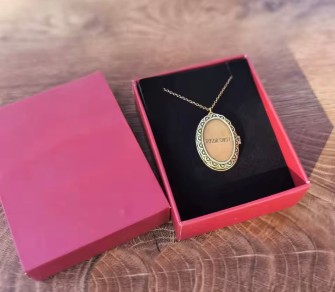 Taylor Red All Too Well Kolye - Taylor Red All Too Well Necklace